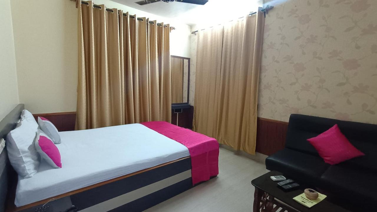 Hotel Sangam Baharampur Exterior photo